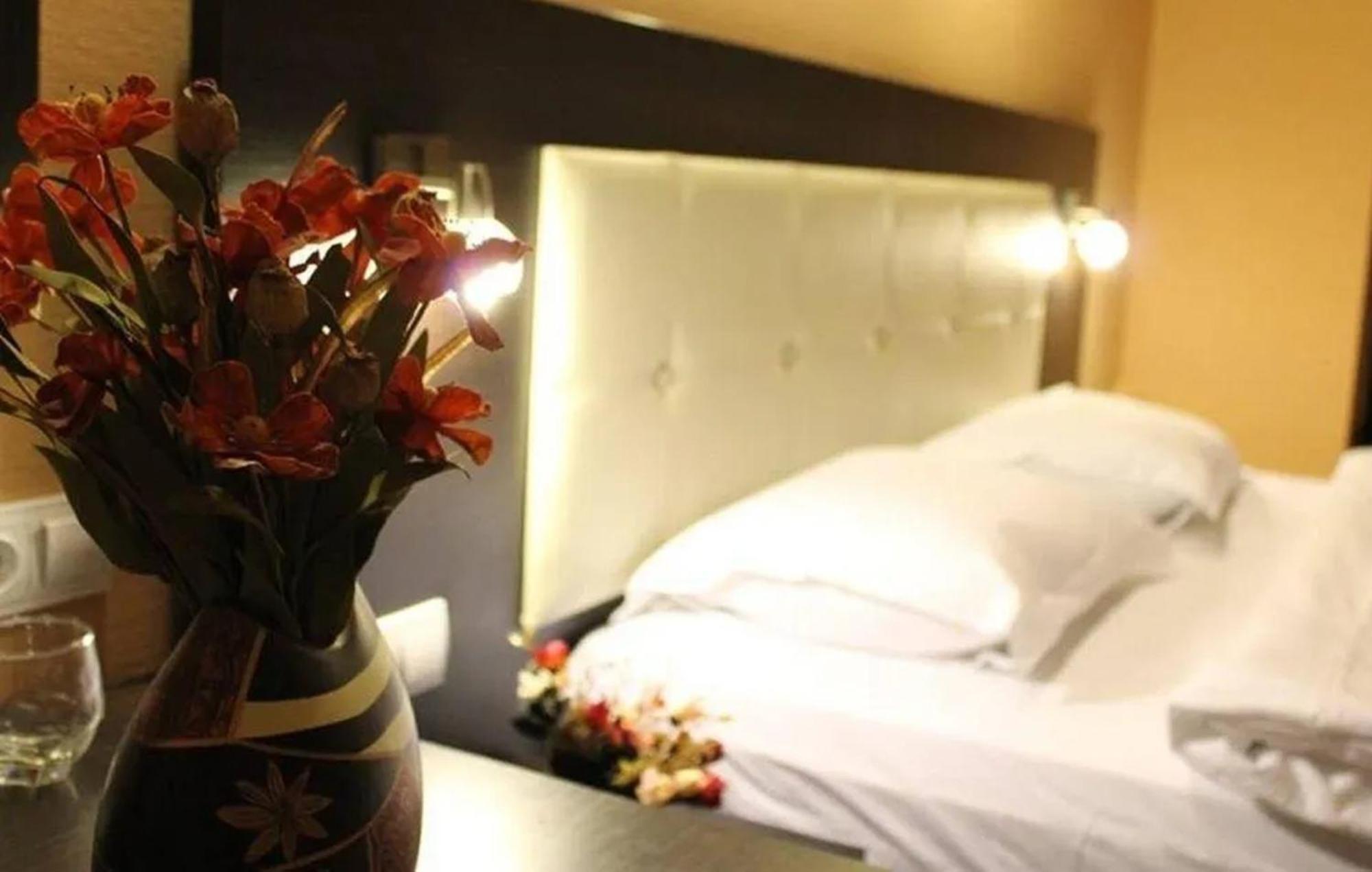 Green Tower Hotel Tbilissi Extérieur photo