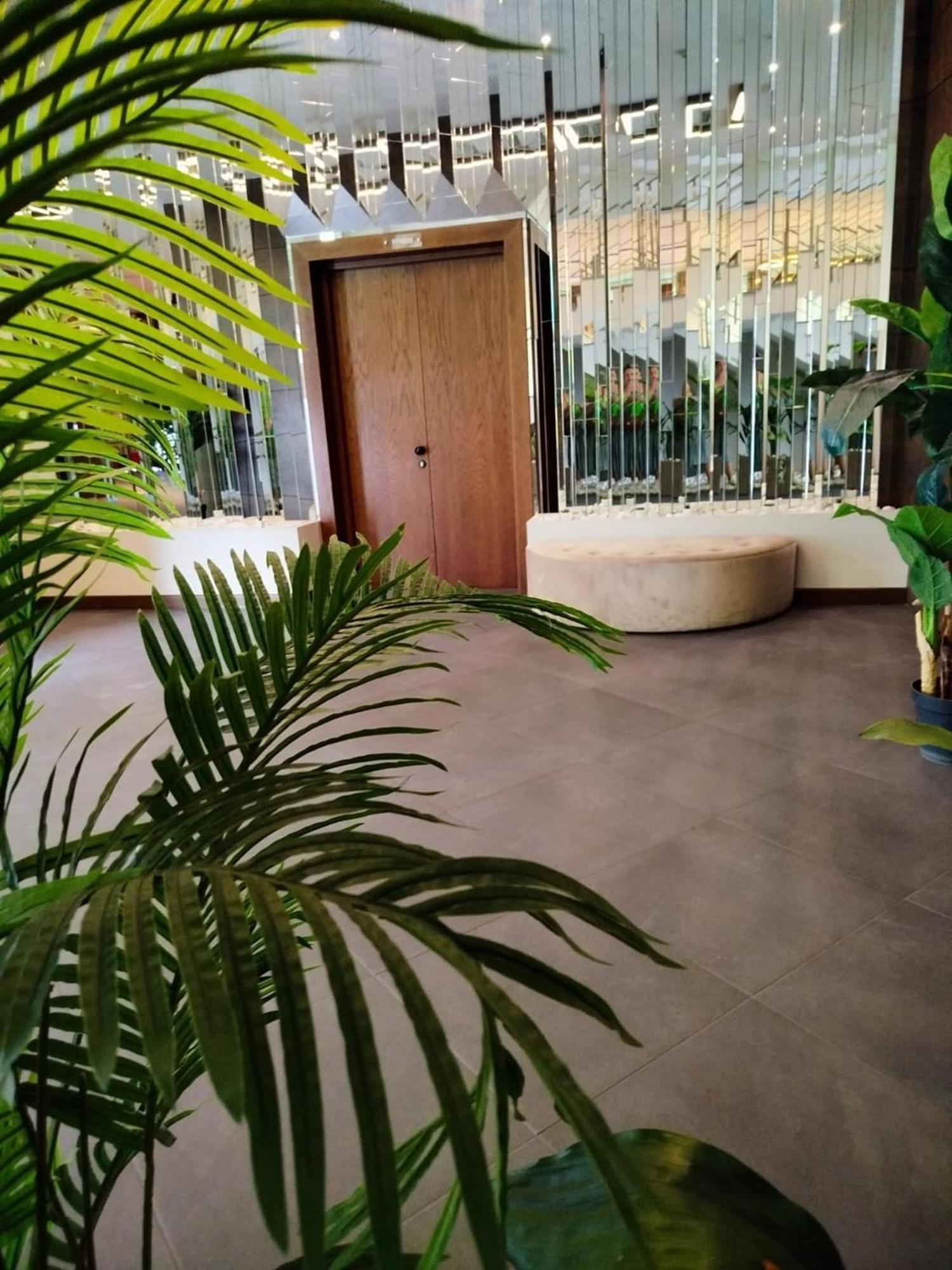 Green Tower Hotel Tbilissi Extérieur photo